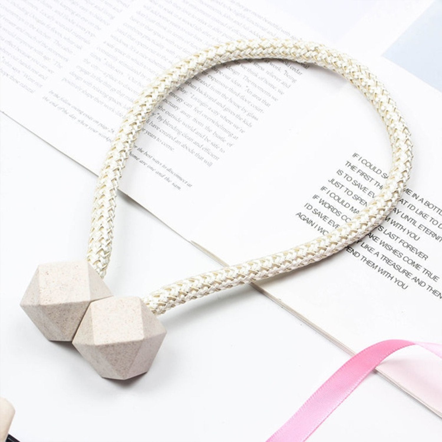 Magnetic curtain clips with straps, 2-piece set, stylish window decor. Magnetic curtain clips with straps, 2-piece set, stylish window decor.